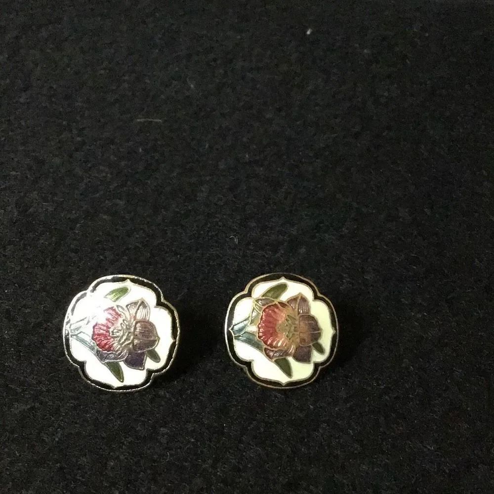 Vintage cloisonné enamel floral earrings